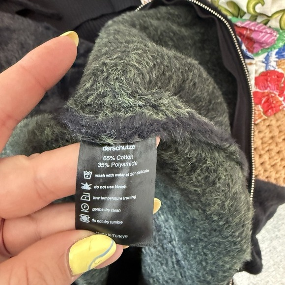 NEW Derschutze Fuzzy Black  Green Zip Up Hoodie Jacket Men's Size XXL NYC To RIO - Picture 6 of 6